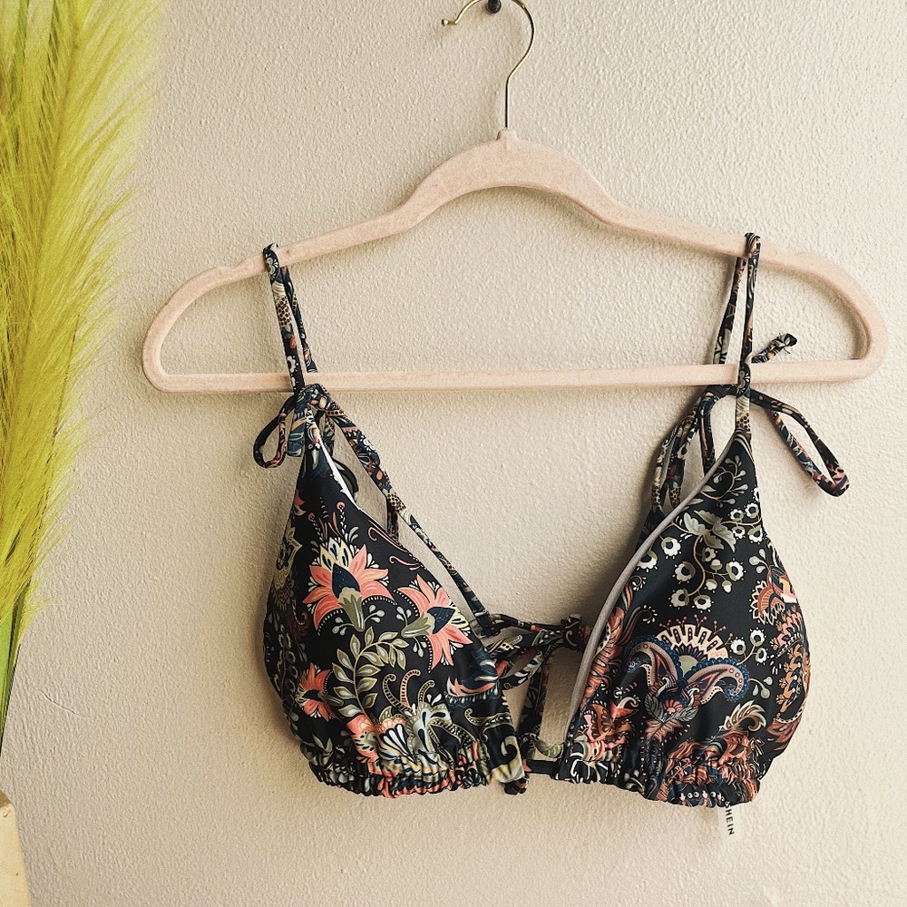 Black Triangle Bikini Top 2XL SHEIN Curve Plus Size